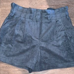 BCBG XXS paper bag suede blue shorts